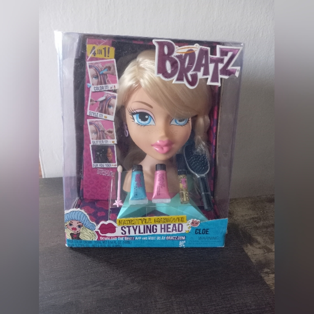 2015 Bratz Hairstyle Makeover 4 in 1 Styling Head Cloe NIB